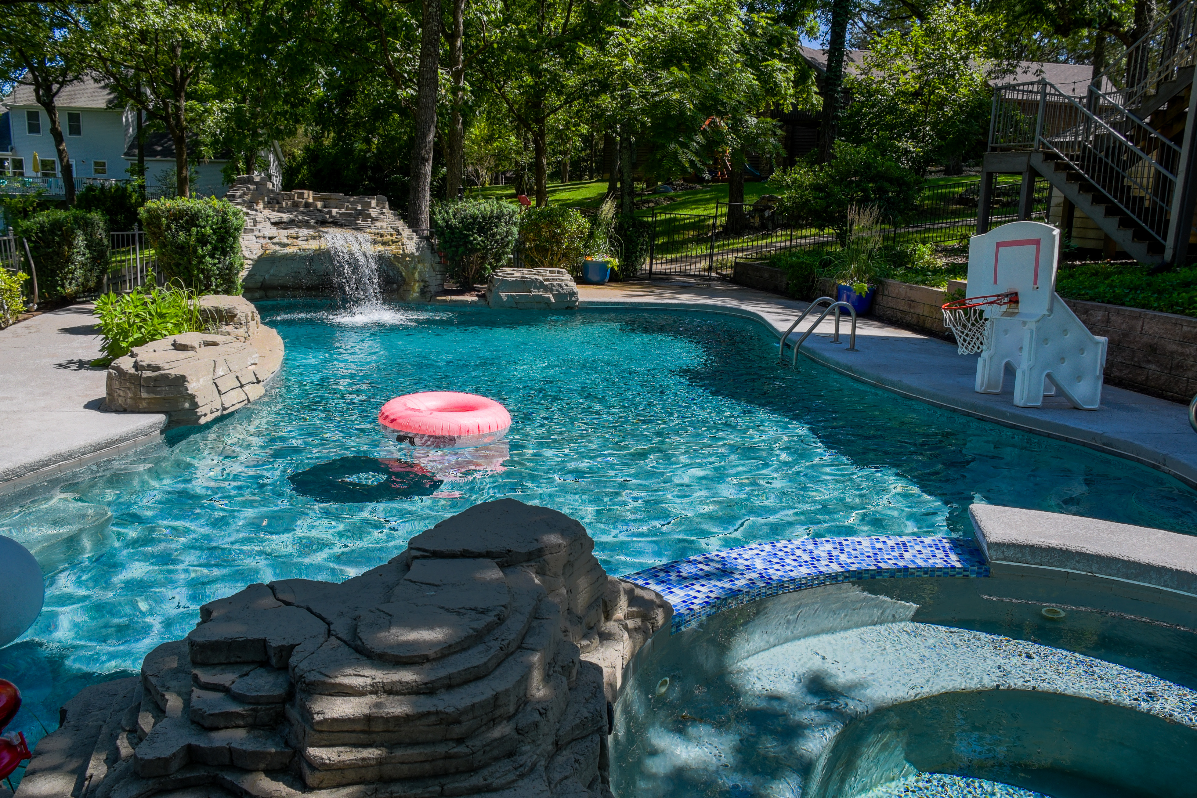 branson falls retreat pool